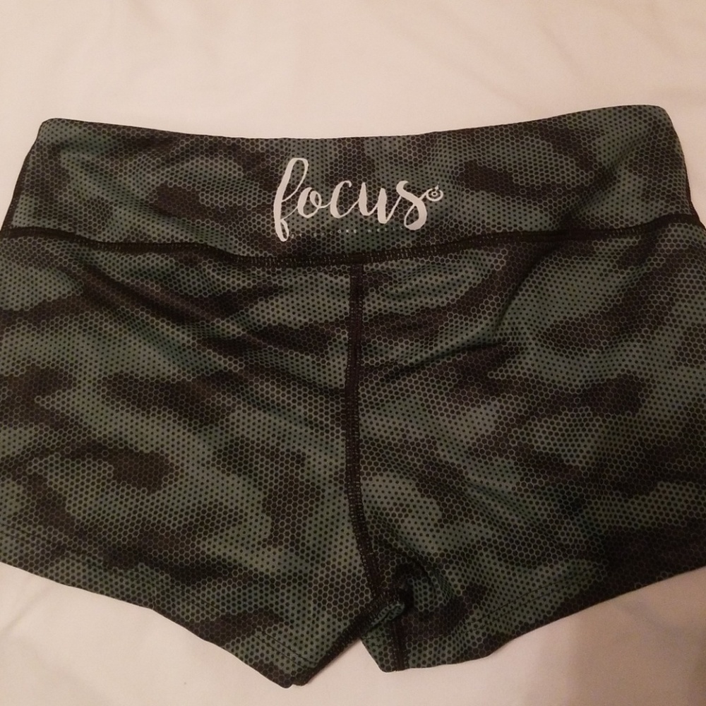 Focus workout shorts